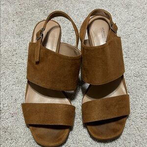 AEROSOLES Women's Brown Suede Sandals